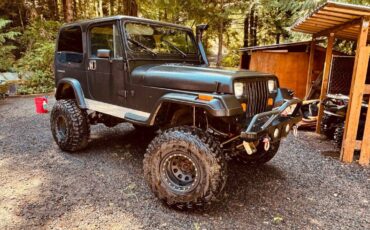 Jeep-1991-black