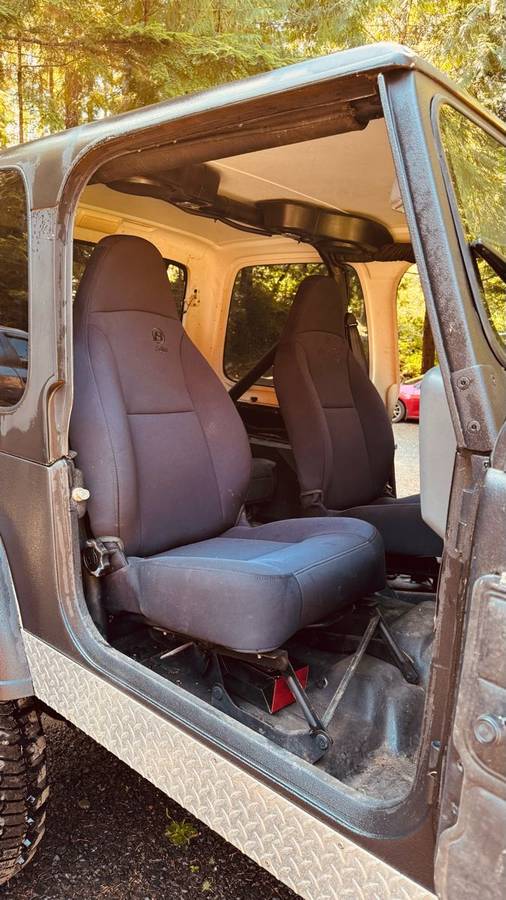 Jeep-1991-black-6