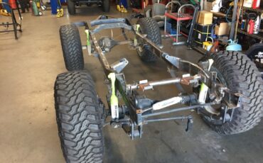 Jeep-CJ-1969-13