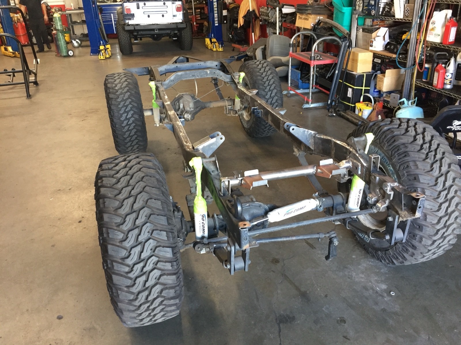 Jeep-CJ-1969-13