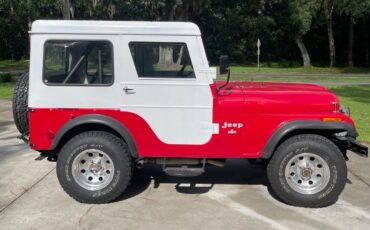 Jeep-CJ-1973-1