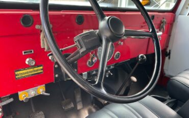Jeep-CJ-1973-10