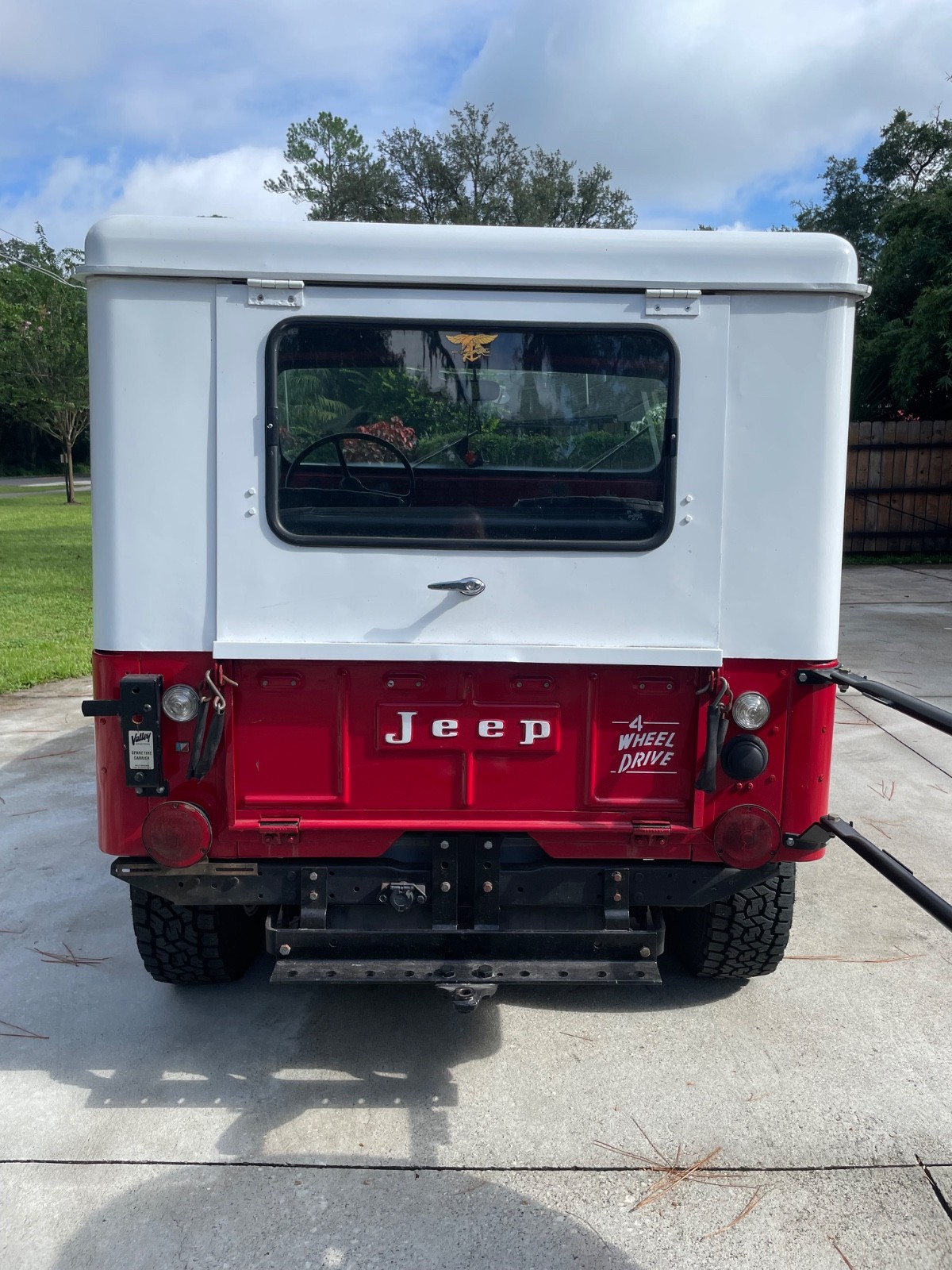Jeep-CJ-1973-3