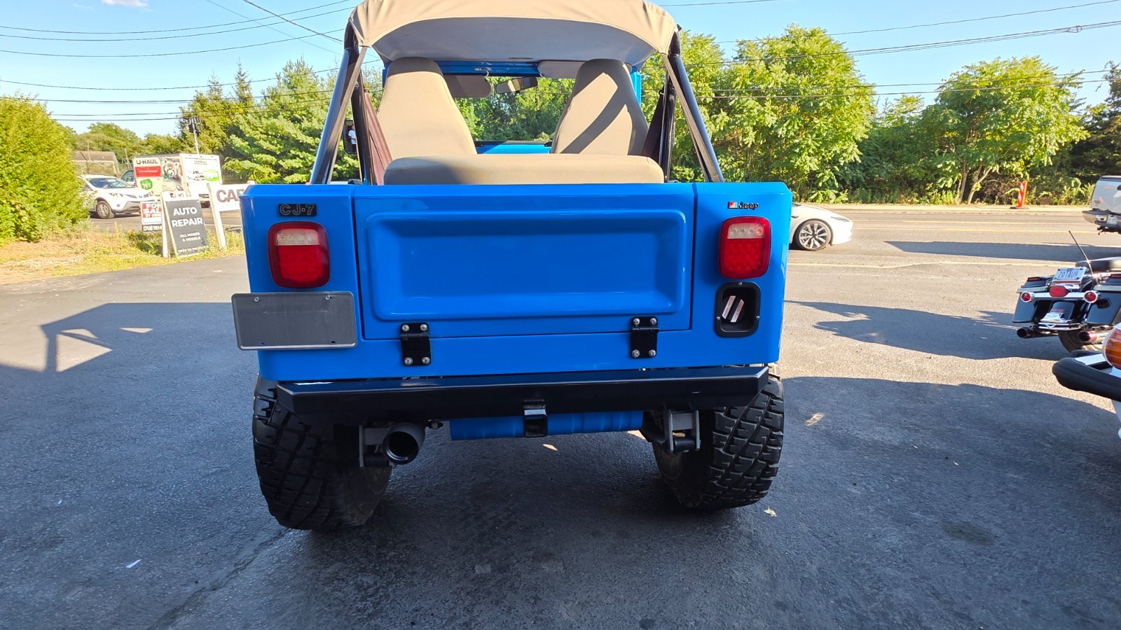 Jeep-CJ-1979-SUV-4