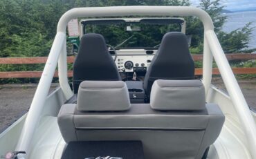 Jeep-CJ-1982-15