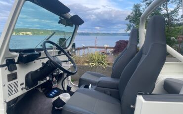 Jeep-CJ-1982-16