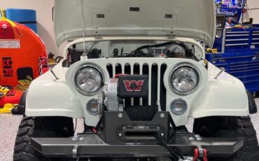 Jeep-CJ-1982-9