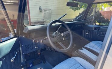 Jeep-CJ-1982-SUV-10