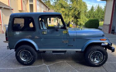 Jeep-CJ-1982-SUV-3