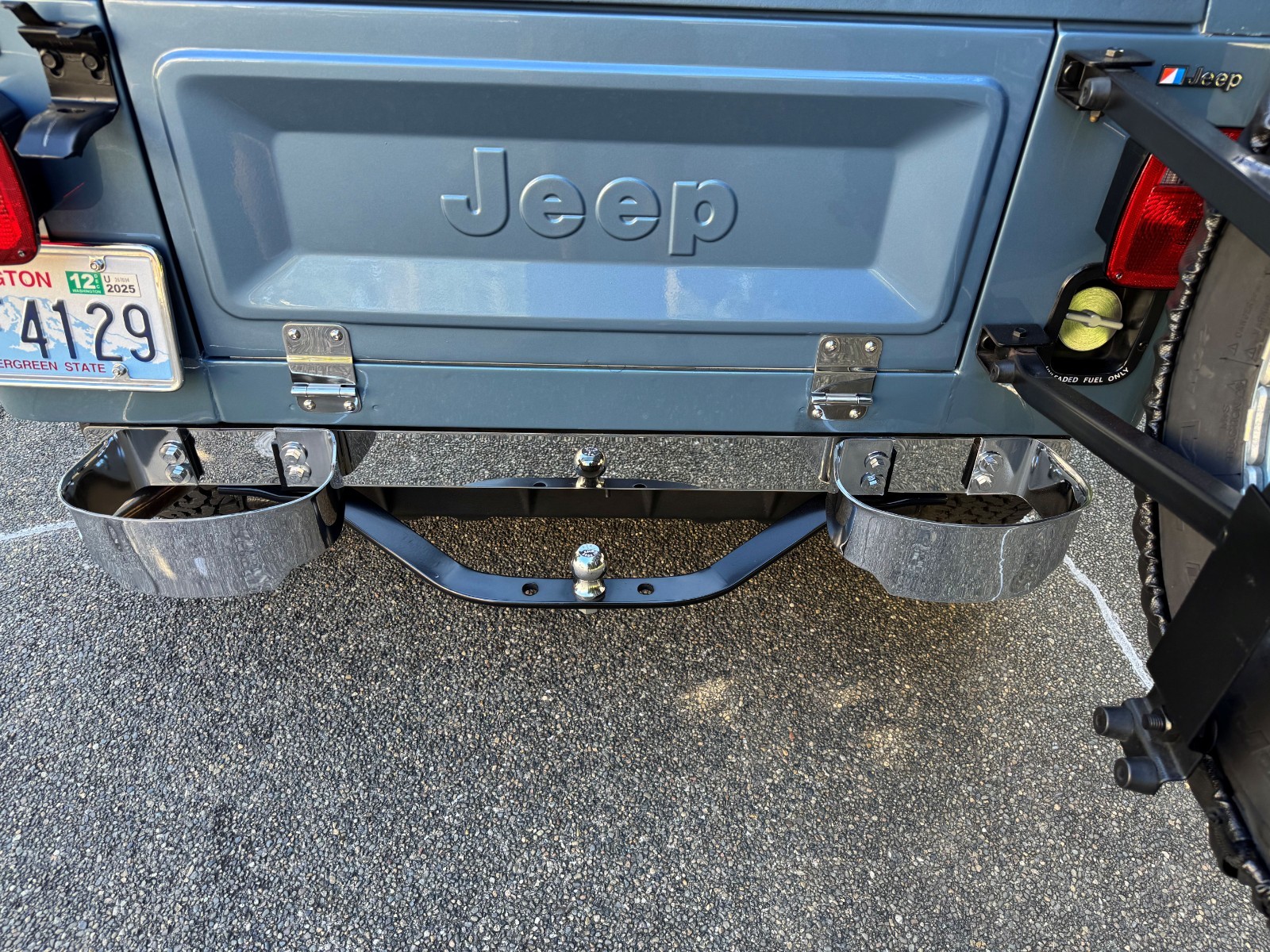 Jeep-CJ-1982-SUV-6