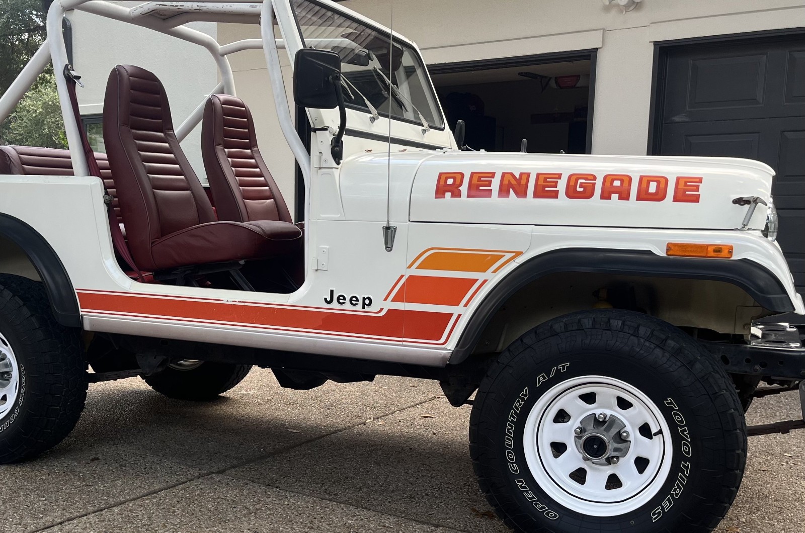 Jeep-CJ-1984-SUV-12