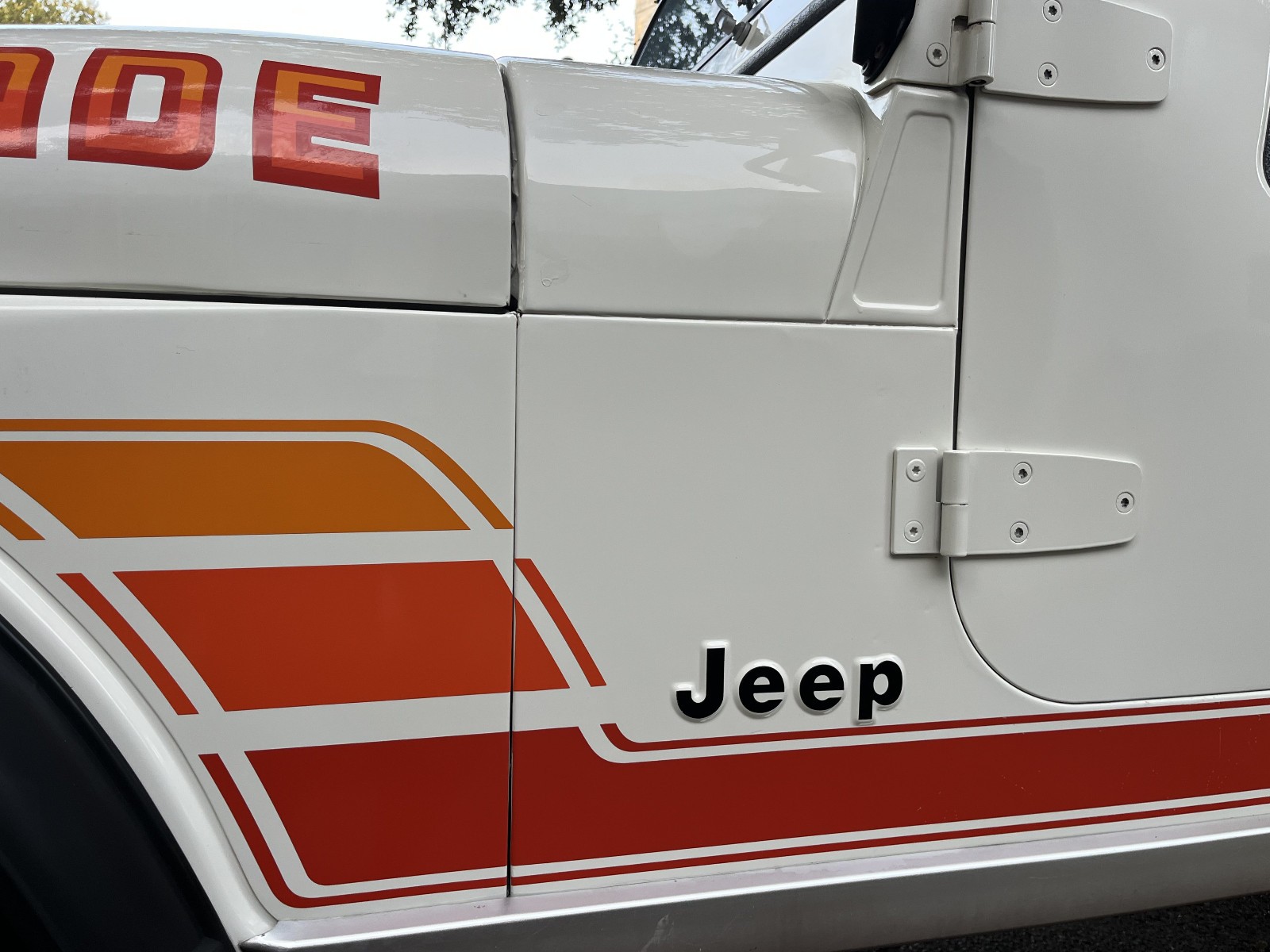 Jeep-CJ-1984-SUV-21
