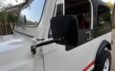 Jeep-CJ-1984-SUV-23