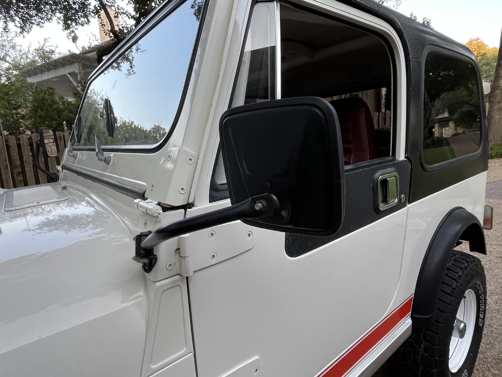 Jeep-CJ-1984-SUV-23