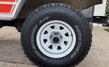Jeep-CJ-1984-SUV-30