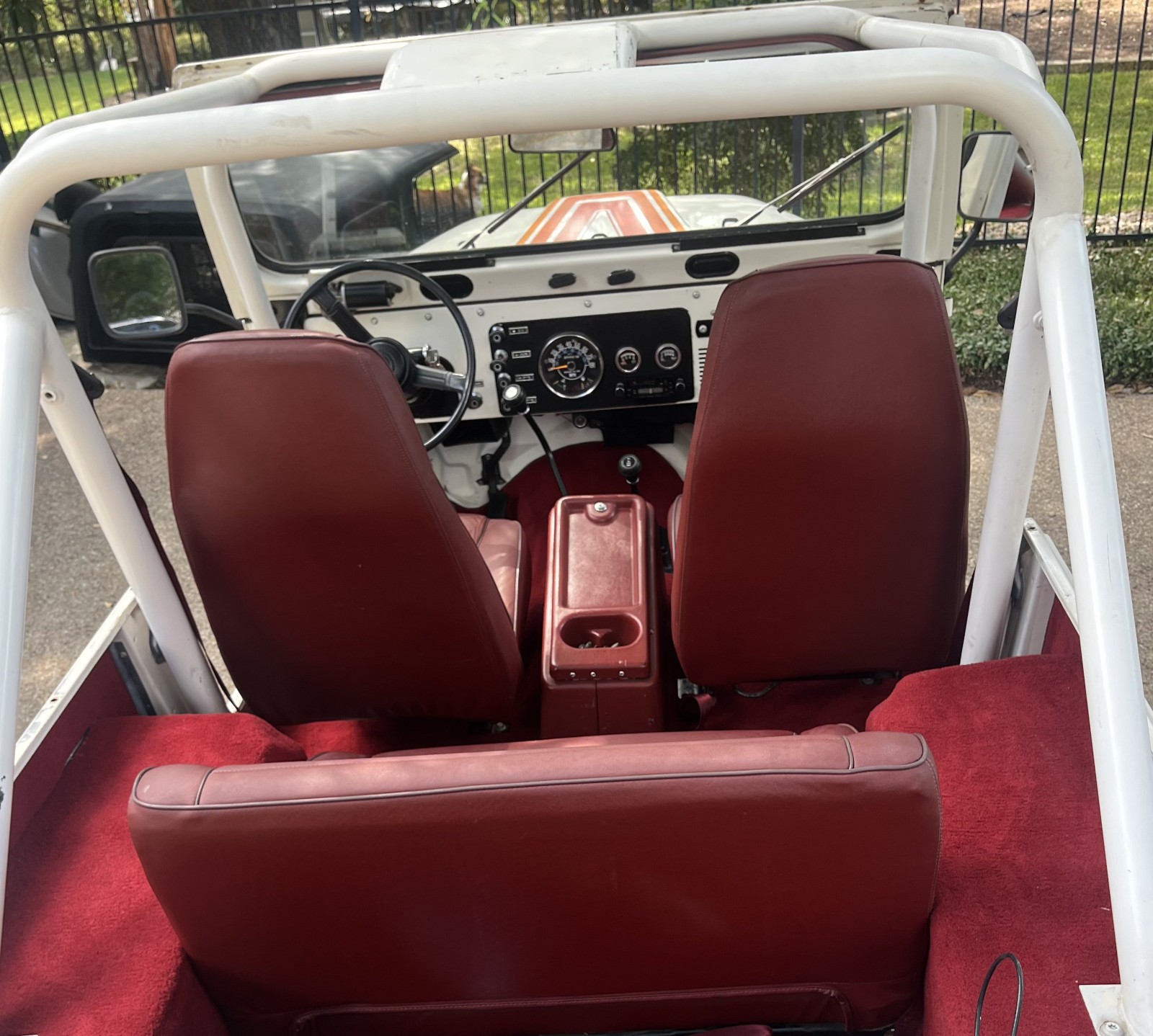 Jeep-CJ-1984-SUV-9