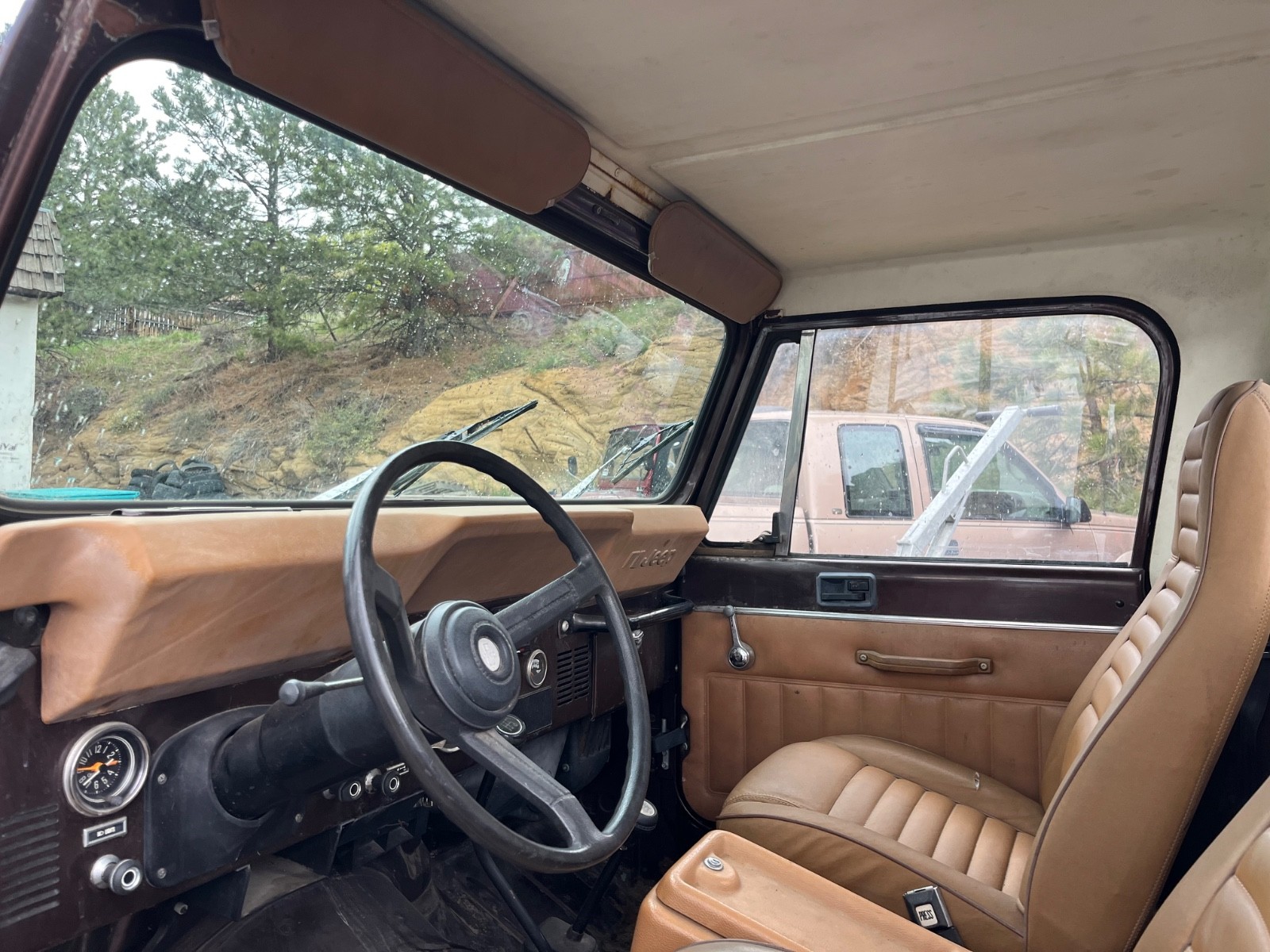 Jeep-CJ-1985-SUV-11