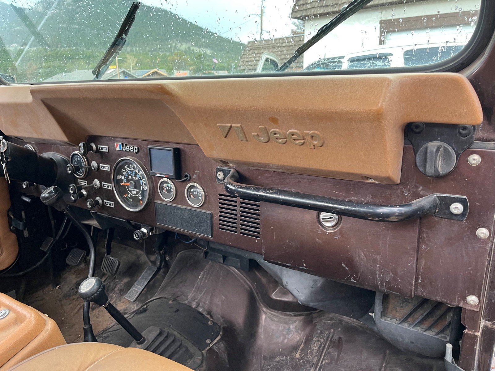 Jeep-CJ-1985-SUV-16