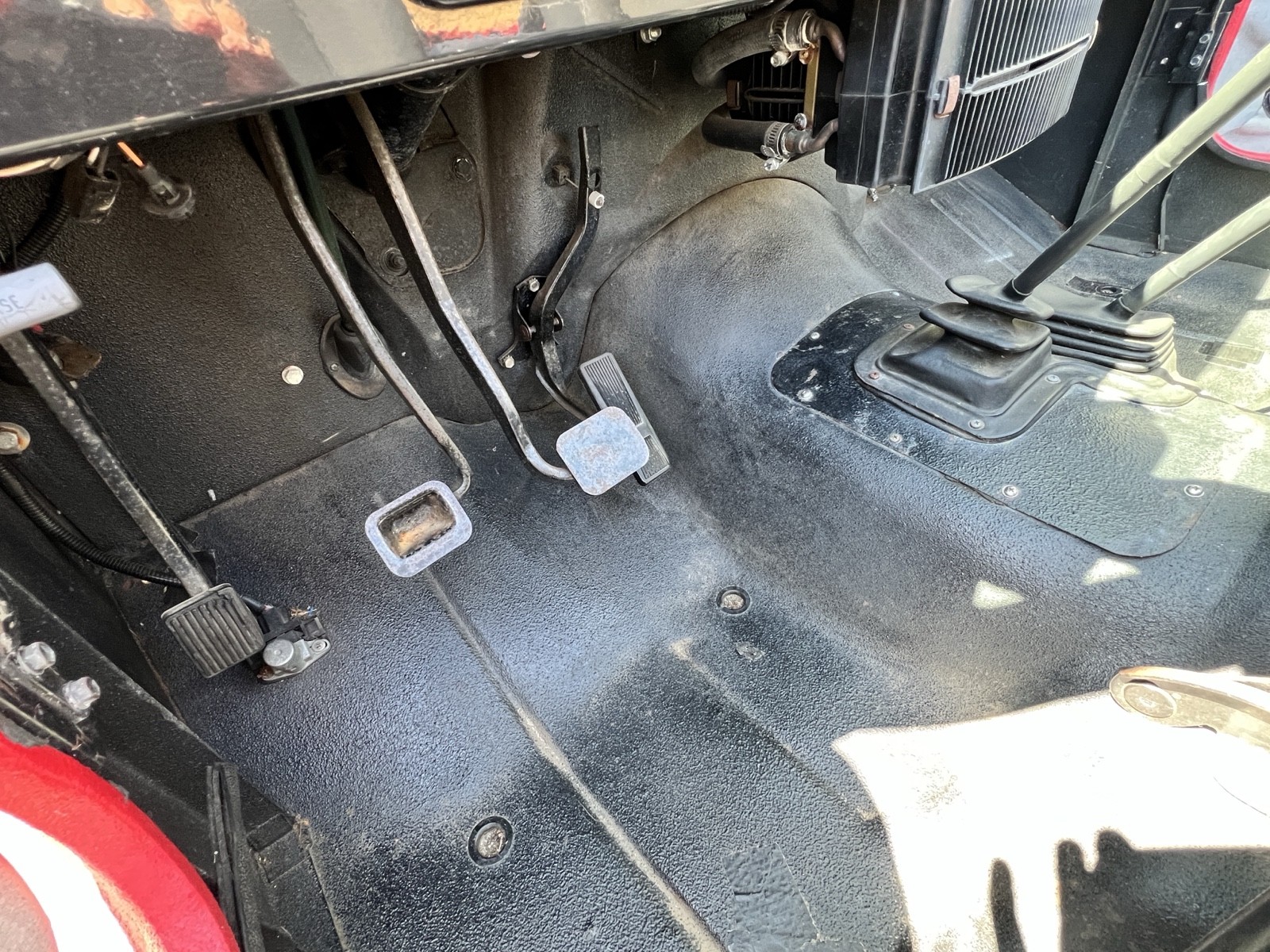 Jeep-CJ-1986-SUV-10