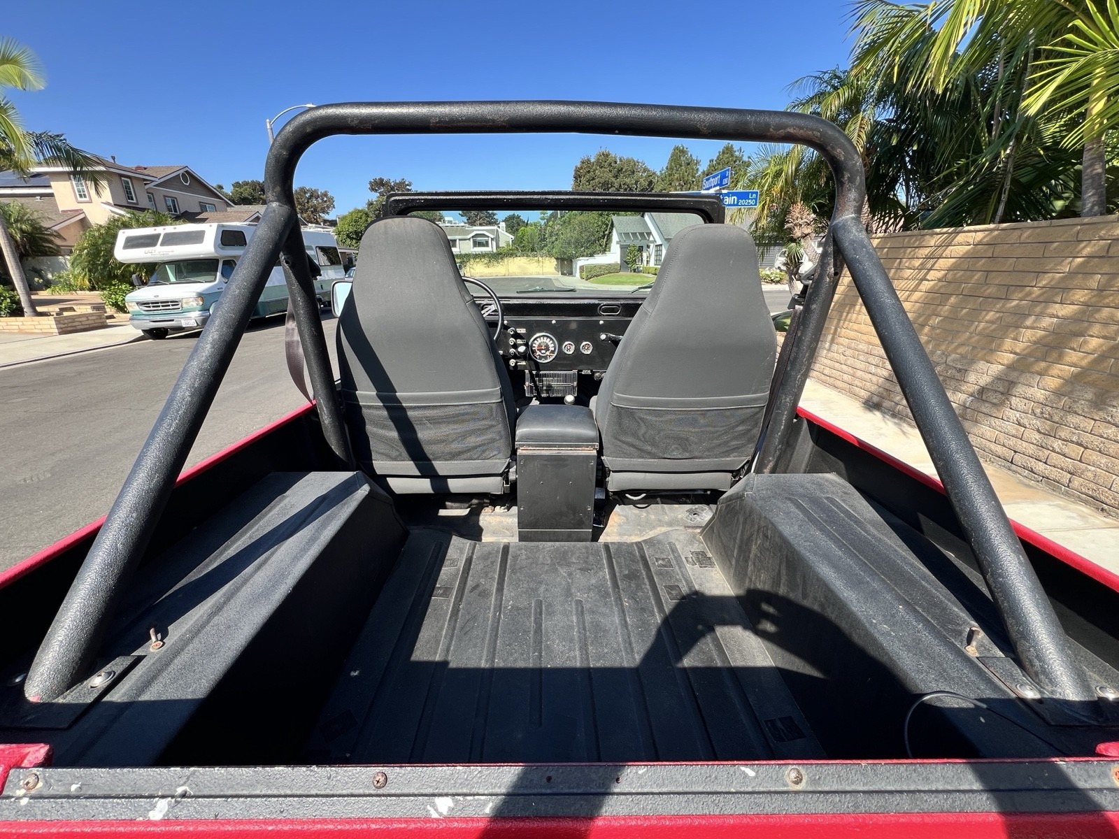 Jeep-CJ-1986-SUV-5