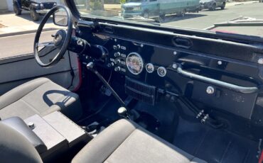 Jeep-CJ-1986-SUV-9