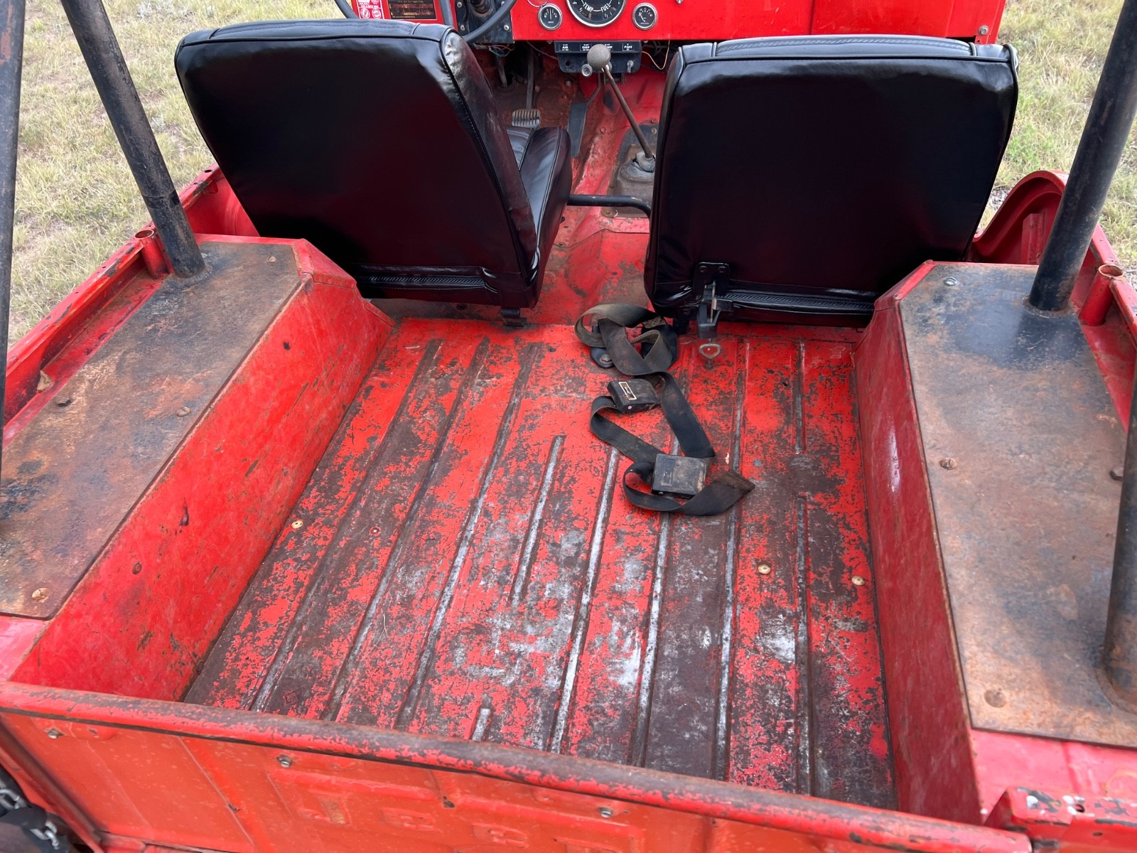 Jeep-CJ-5-Renegade-survivor-CJ-AMC-perfect-patina-1973-7