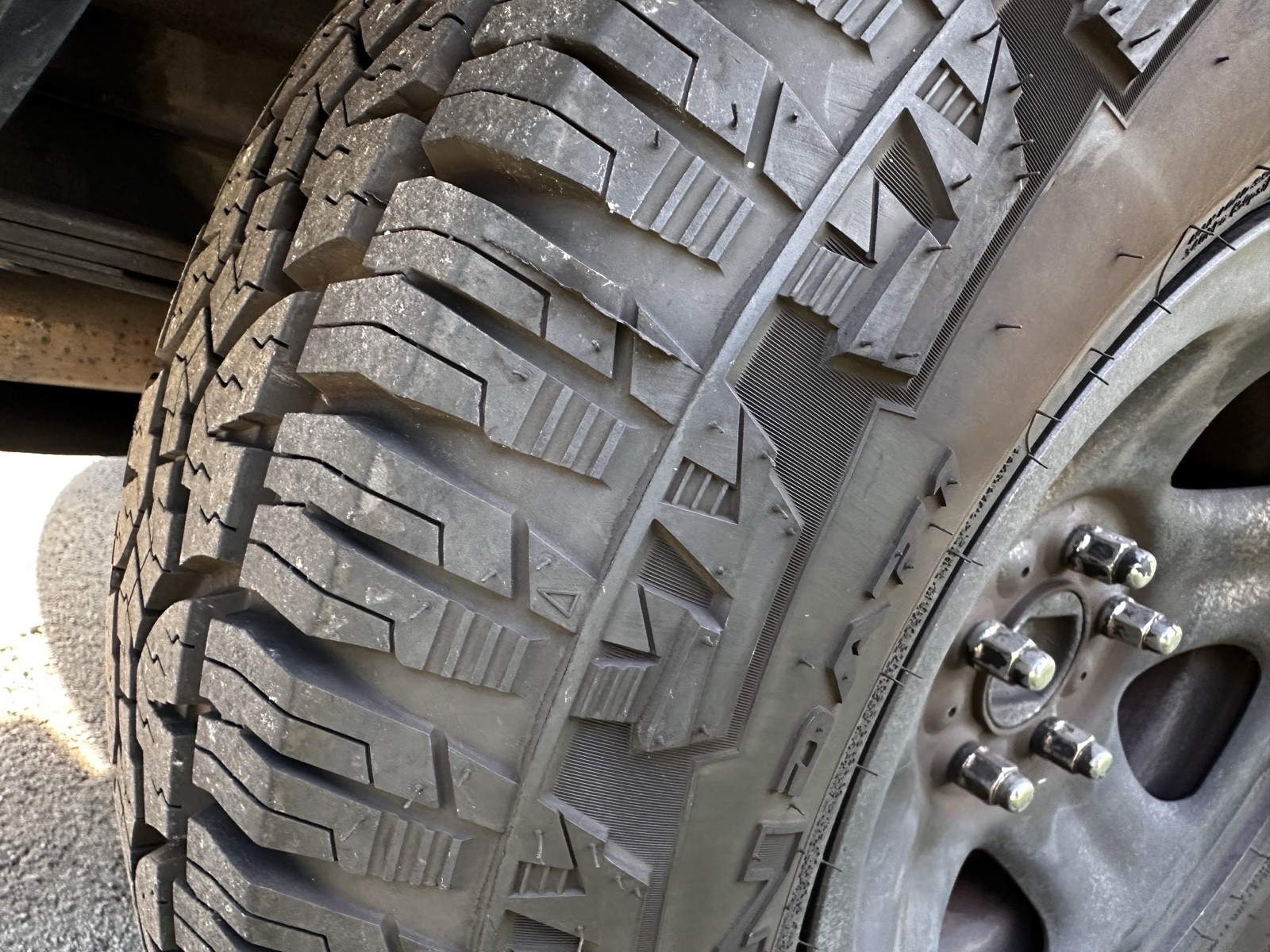 Jeep-Cherokee-1996-SUV-1