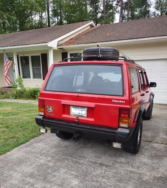 Jeep-Cherokee-1996-SUV-1