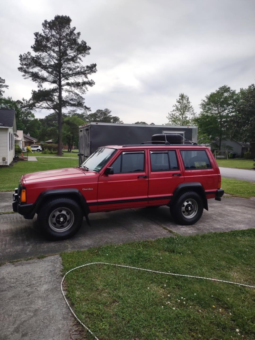 Jeep-Cherokee-1996-SUV-3