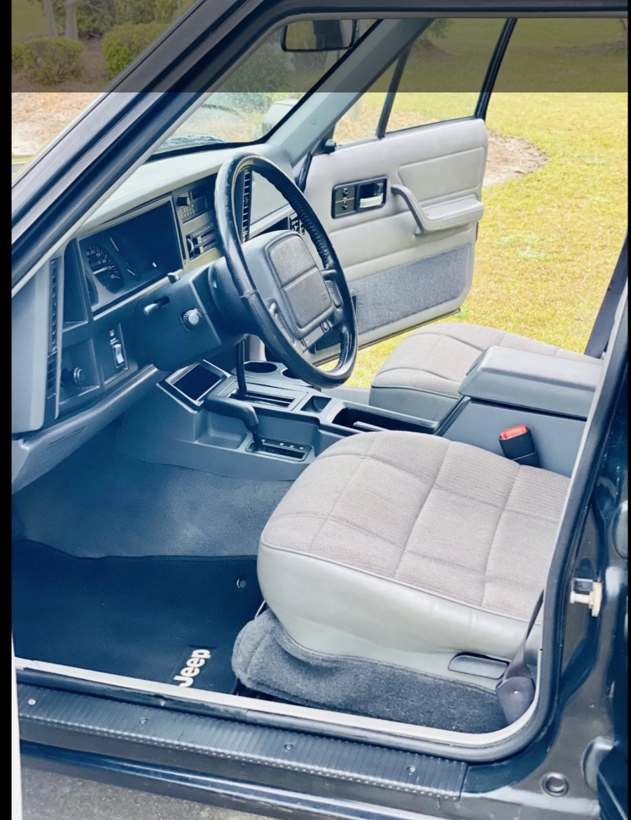 Jeep-Cherokee-1996-SUV-30