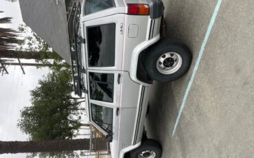 Jeep-Cherokee-4wd-pioneer-4-door-1989-Silver-Gray-1