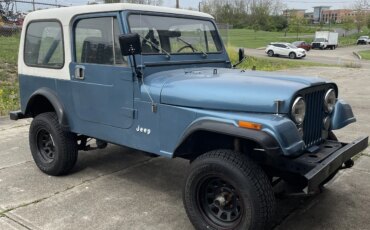 Jeep-Cj-1986-Blue-Black-1