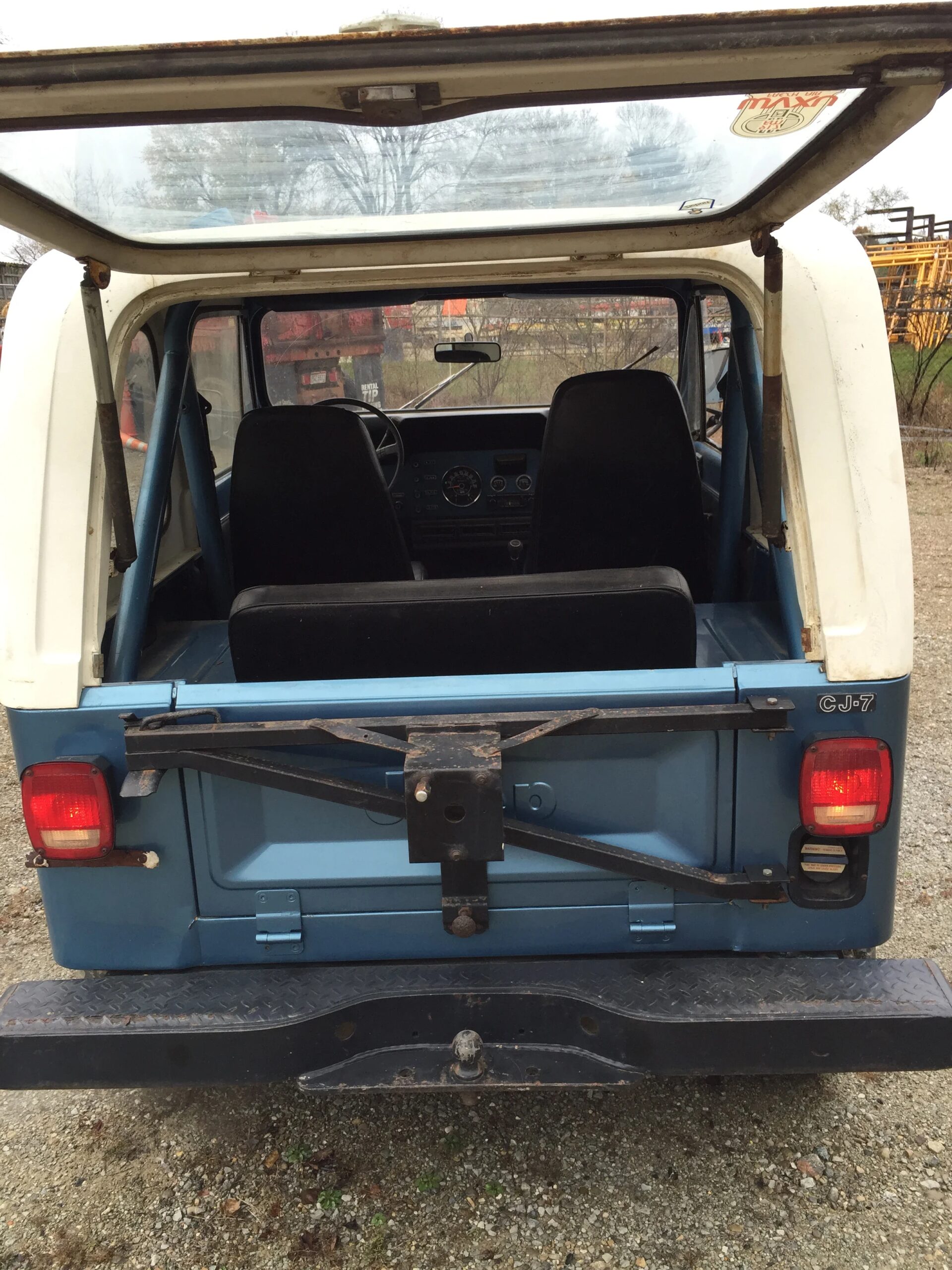 Jeep-Cj-1986-Blue-Black-2