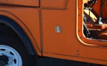 Jeep-Cj-5-1971-Orange-Orange-3