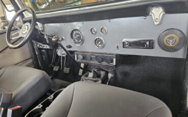 Jeep-Cj-5-1972-White-Black-28