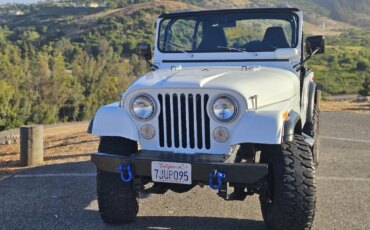 Jeep-Cj-5-1972-White-Black
