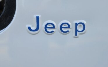 Jeep-Cj-5-1972-White-Black-6