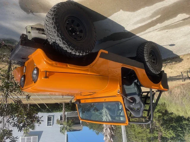 Jeep-Cj-5-1973-Orange-Black-2