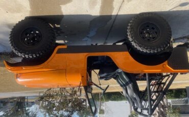 Jeep-Cj-5-1973-Orange-Black-3