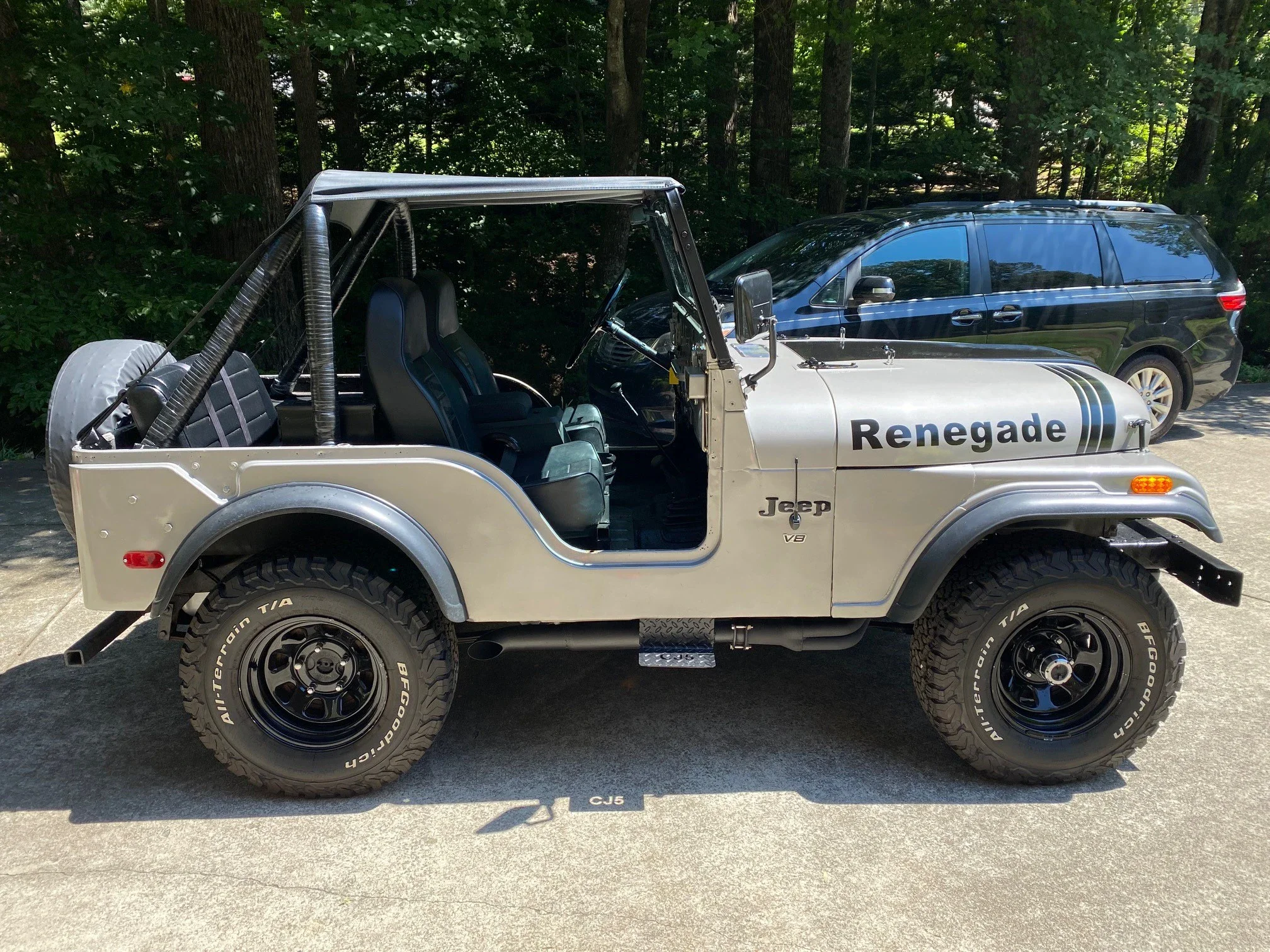 Jeep-Cj-5-1973-Silver-Black-7