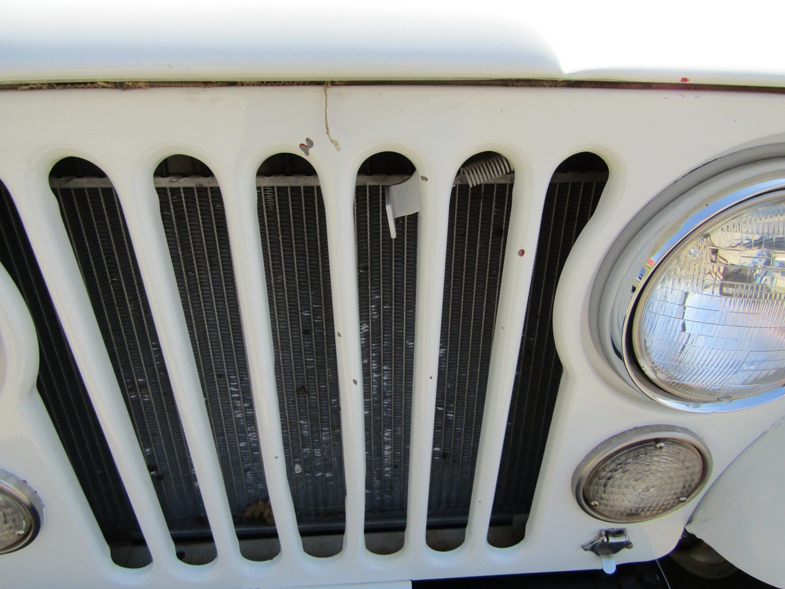 Jeep-Cj-5-1973-White-Black-11