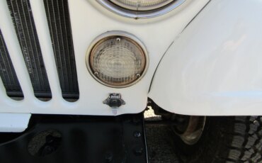 Jeep-Cj-5-1973-White-Black-17