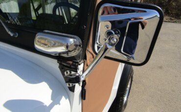 Jeep-Cj-5-1973-White-Black-27
