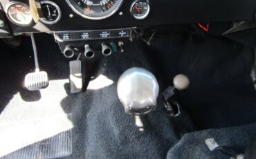 Jeep-Cj-5-1973-White-Black-33