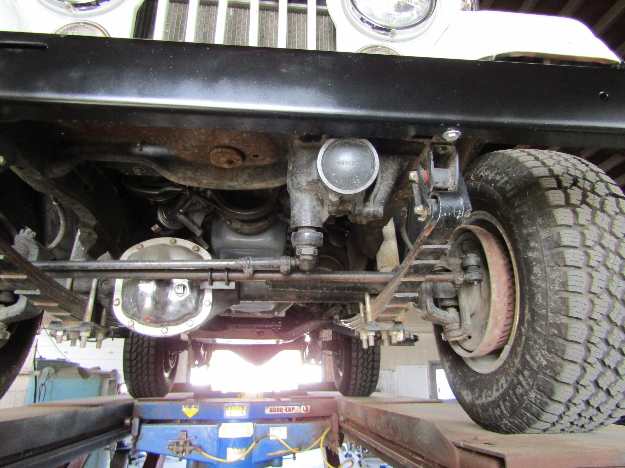 Jeep-Cj-5-1973-White-Black-43