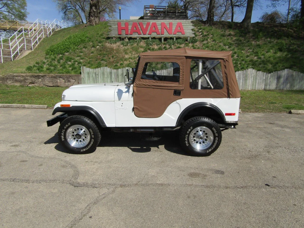 Jeep-Cj-5-1973-White-Black