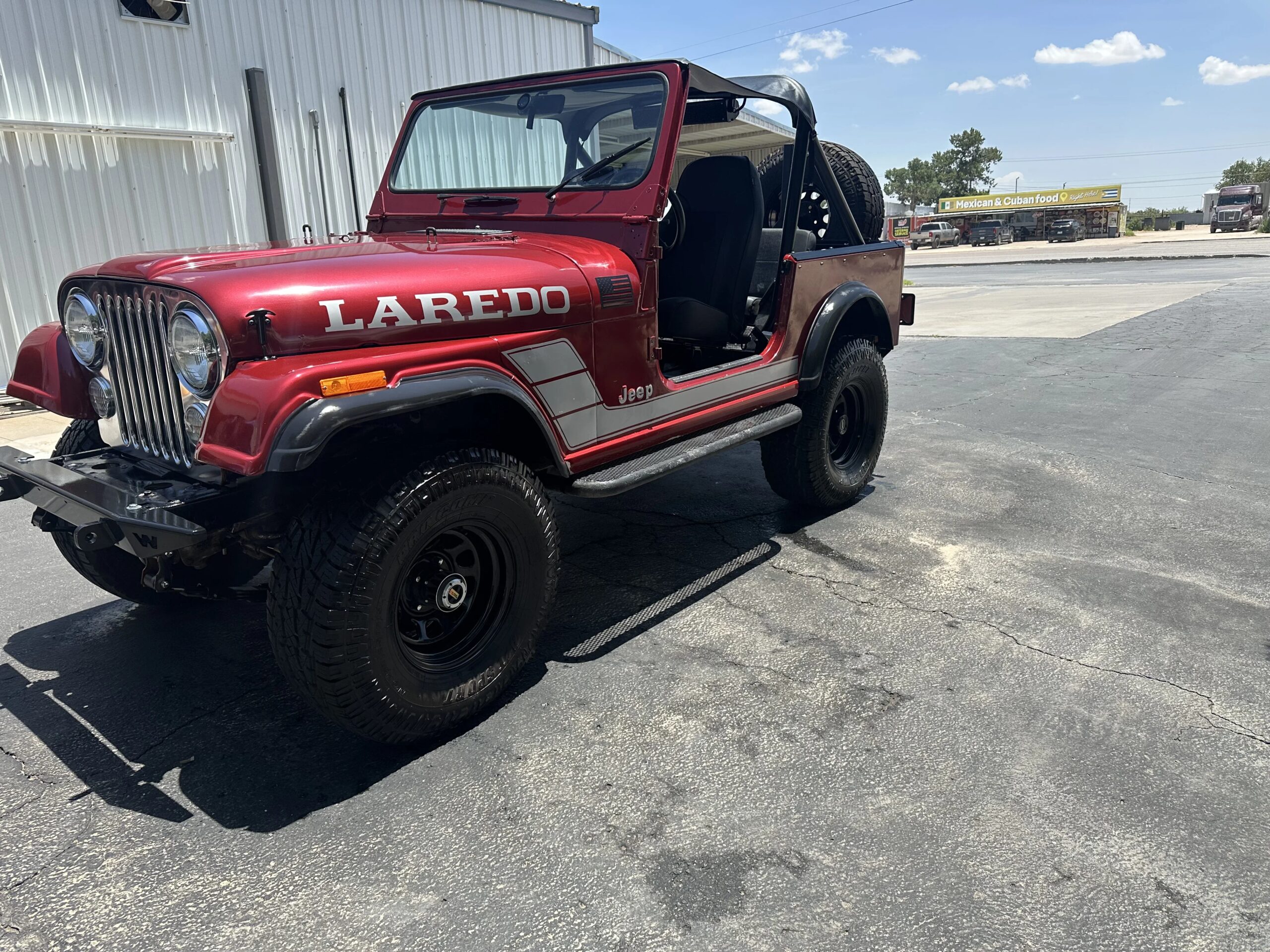 Jeep-Cj-5-1980-Burgundy-Black-7