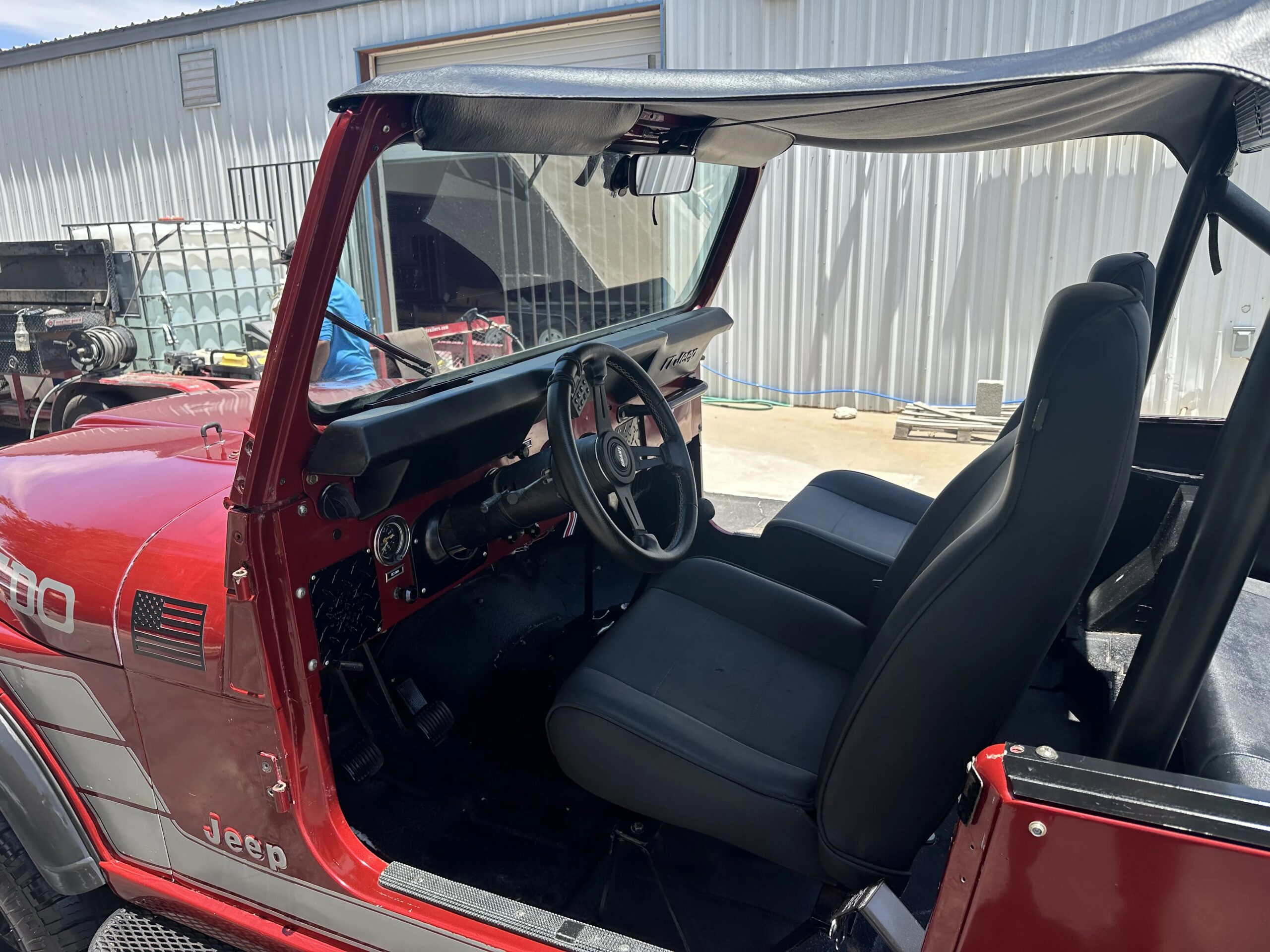 Jeep-Cj-5-1980-Burgundy-Black-9