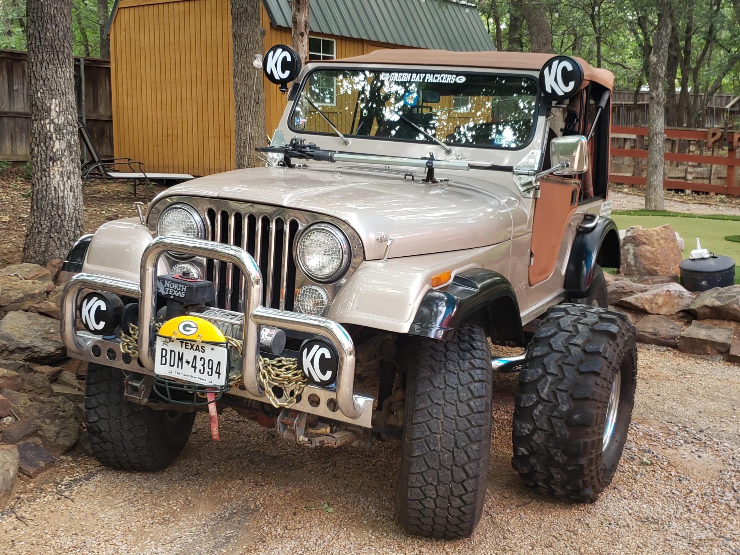 Jeep-Cj-5-1981-Gold-Brown-6
