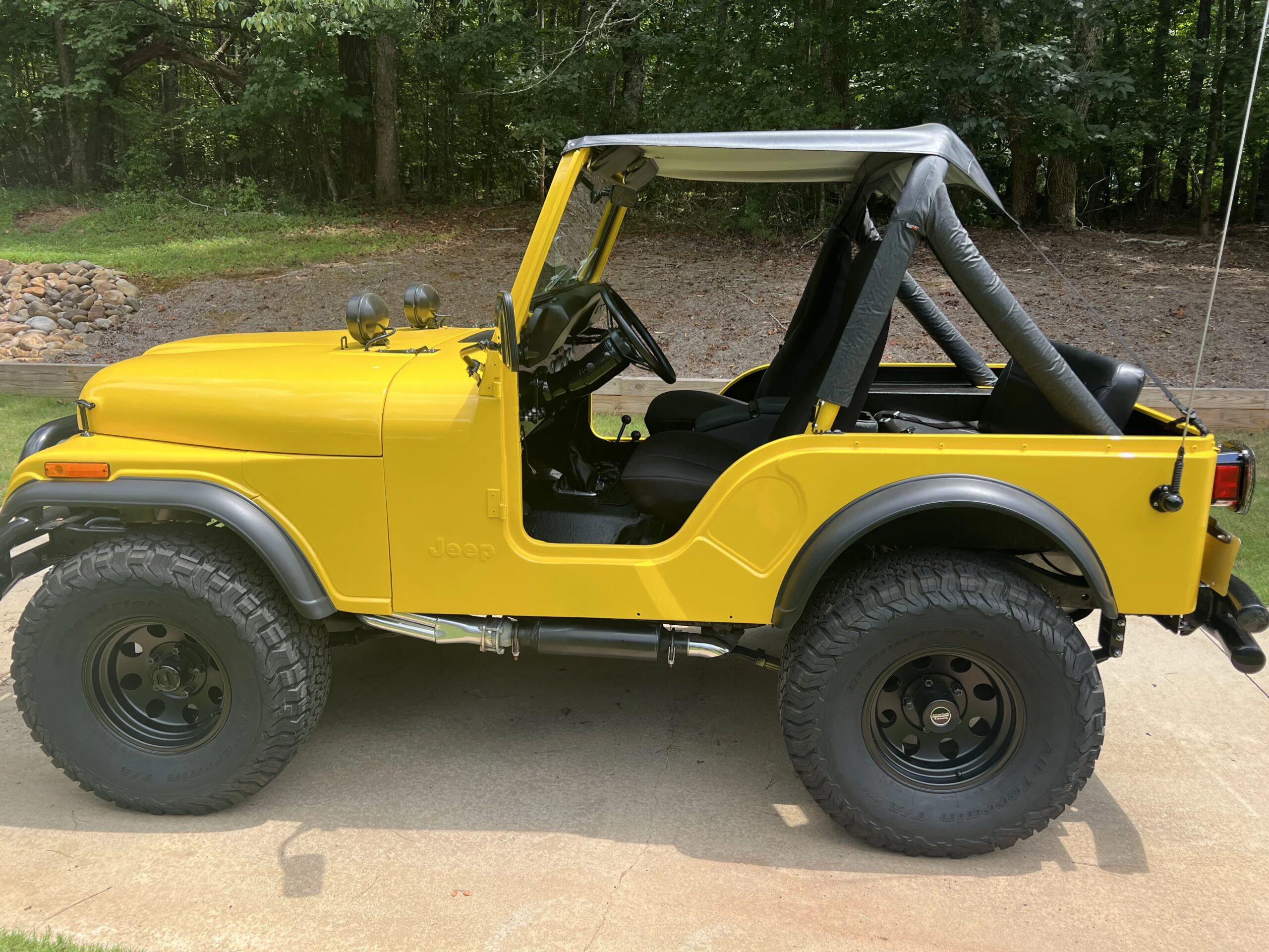 Jeep-Cj-5-1981-Yellow-Black-1